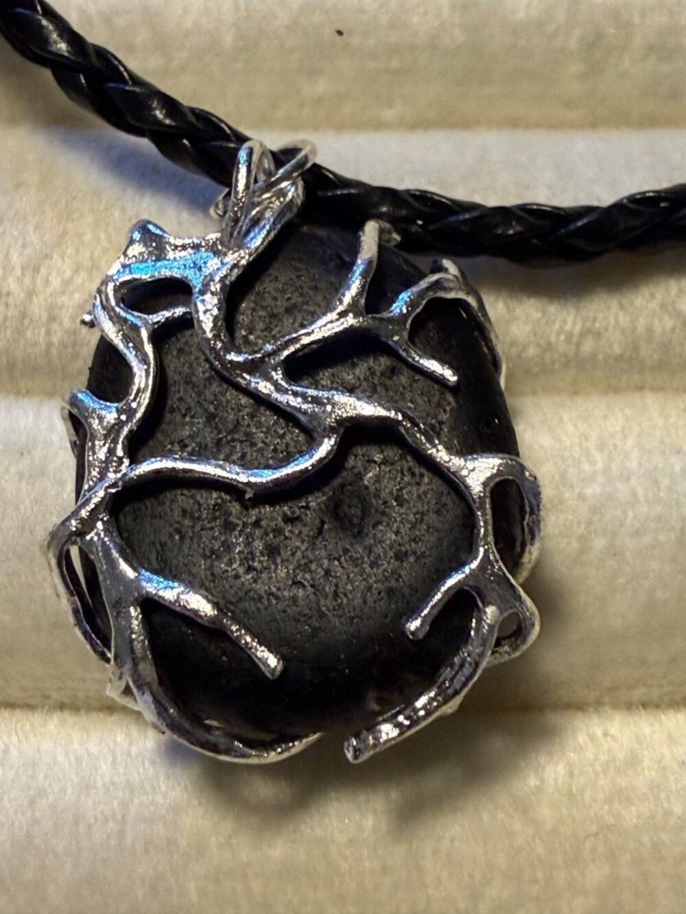 Seaham Relic – Rare Pirate Sea Glass Sculptural Necklace - Picture 4 of 8